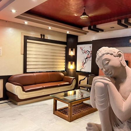 Hotel Lee Garden Near To Blue Flag Beach 500 Mtrs Пури Экстерьер фото