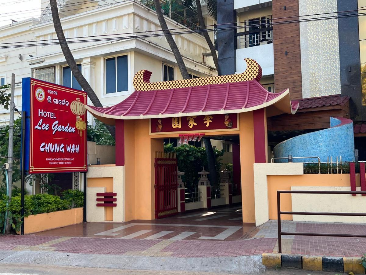 Hotel Lee Garden Near To Blue Flag Beach 500 Mtrs Пури Экстерьер фото