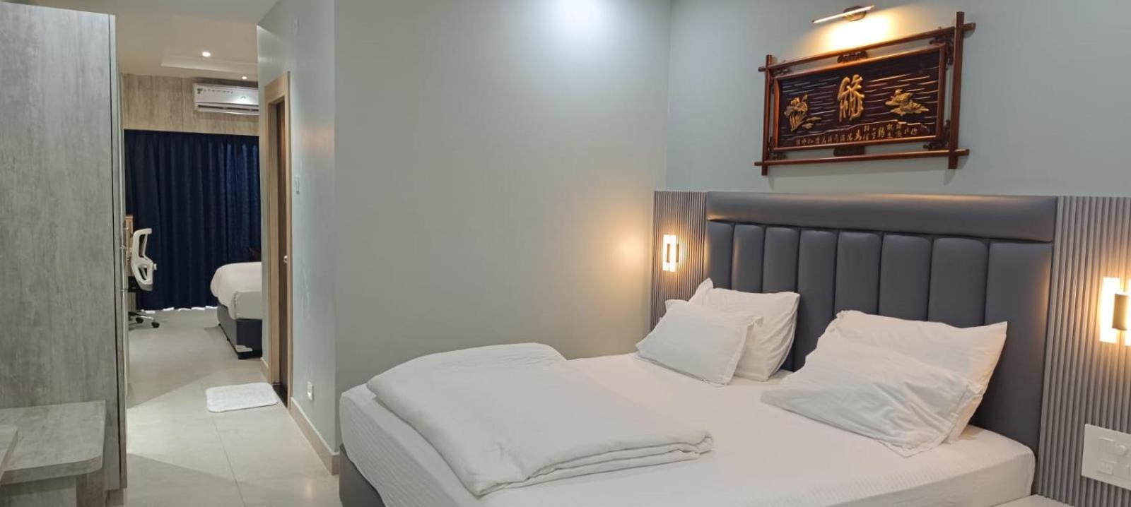 Hotel Lee Garden Near To Blue Flag Beach 500 Mtrs Пури Экстерьер фото